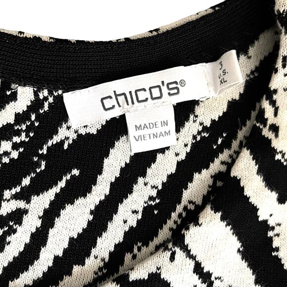 Chico's Women's Black and White Pullover Knit Sweater Size 3 (US Size 16-18) - Picture 3 of 4